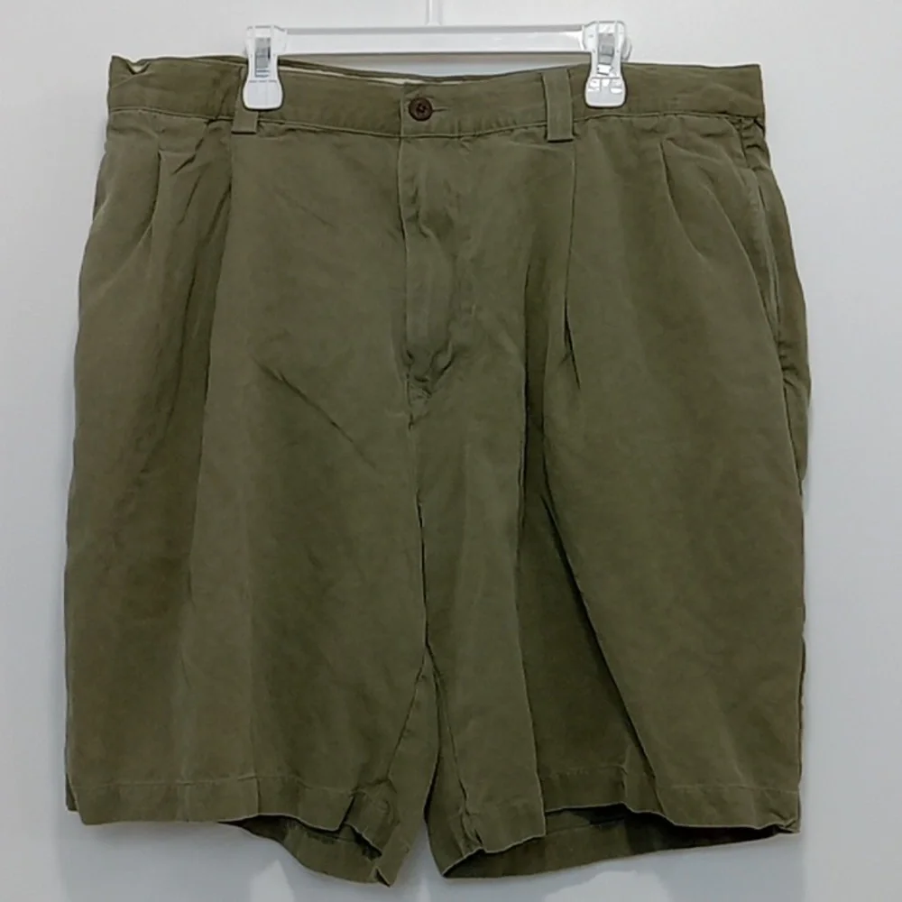 Tommy Bahama used very